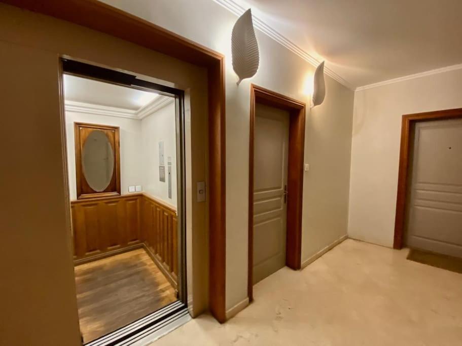 "Georgio" Grand Appartement Traversant Avec Vue Canal Et Parking แซ็ต ภายนอก รูปภาพ