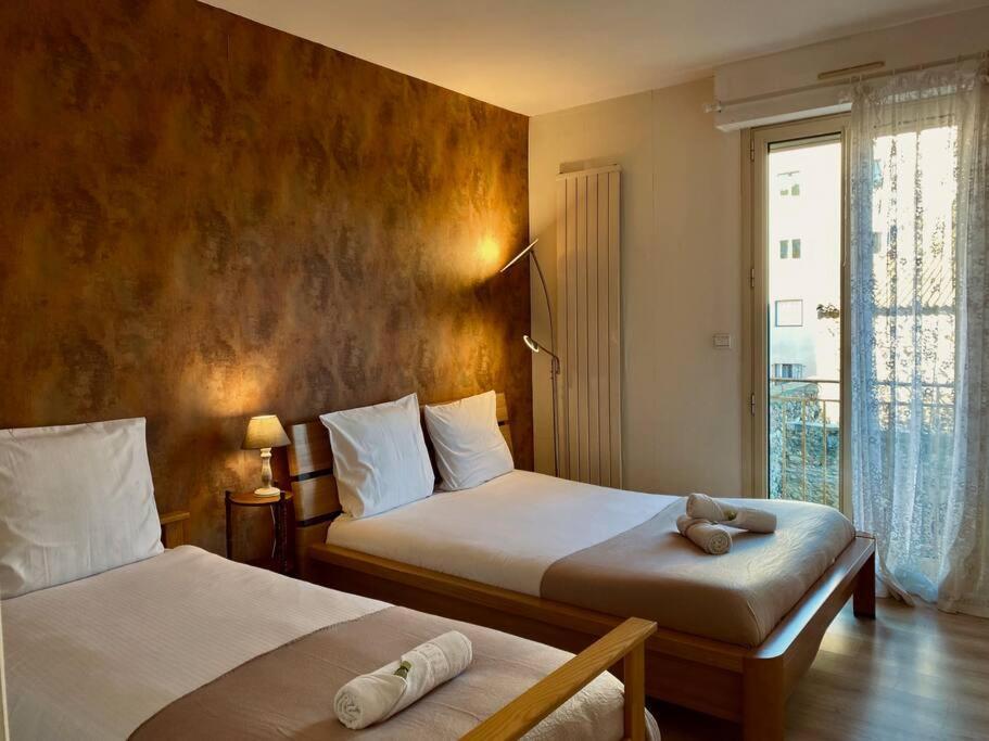 "Georgio" Grand Appartement Traversant Avec Vue Canal Et Parking แซ็ต ภายนอก รูปภาพ